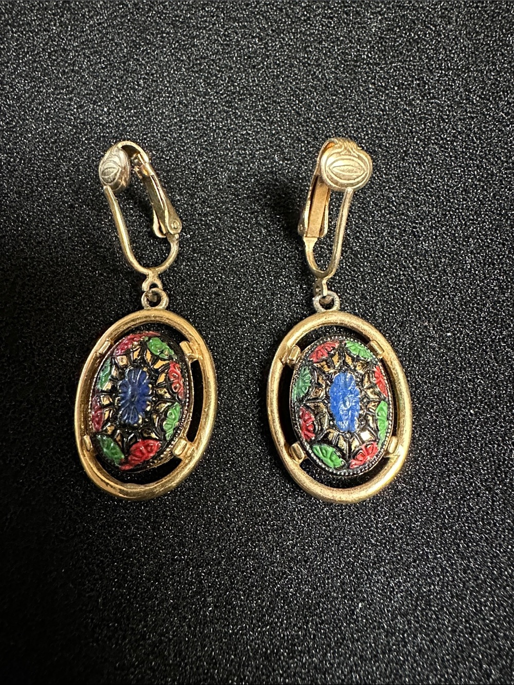 Vintage Sarah Coventry Gold-Tone Multicolor Floral Oval Drop Clip-On Earrings